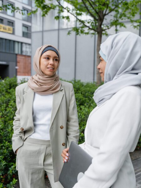 Corporate Work Hijab Colleagues Conversation Employee Business Conversation
